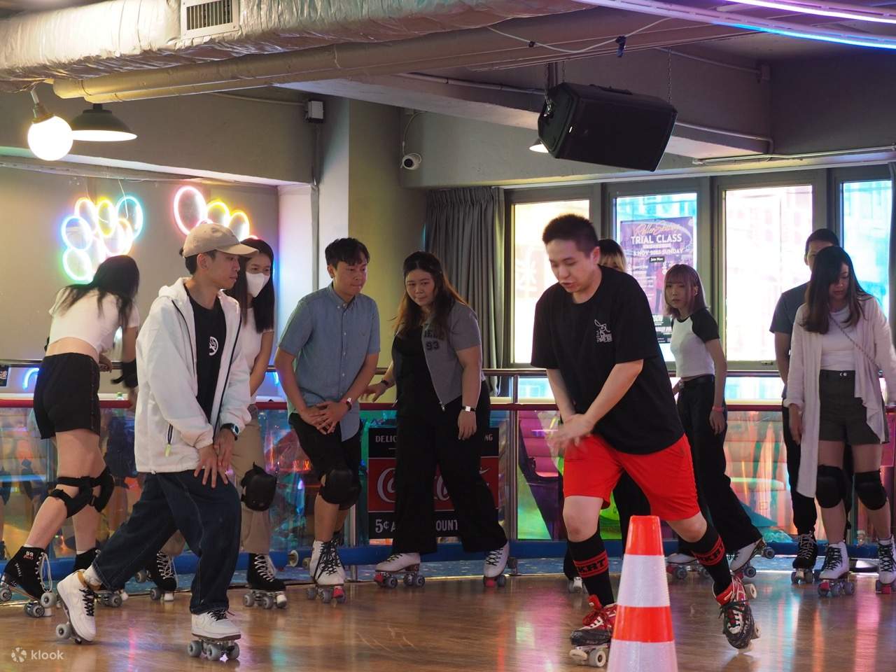 Bun's 2020 Esperienza di pattinaggio a rotelle in stile retrò indoor｜Lai Chi Kok｜Quarry Bay